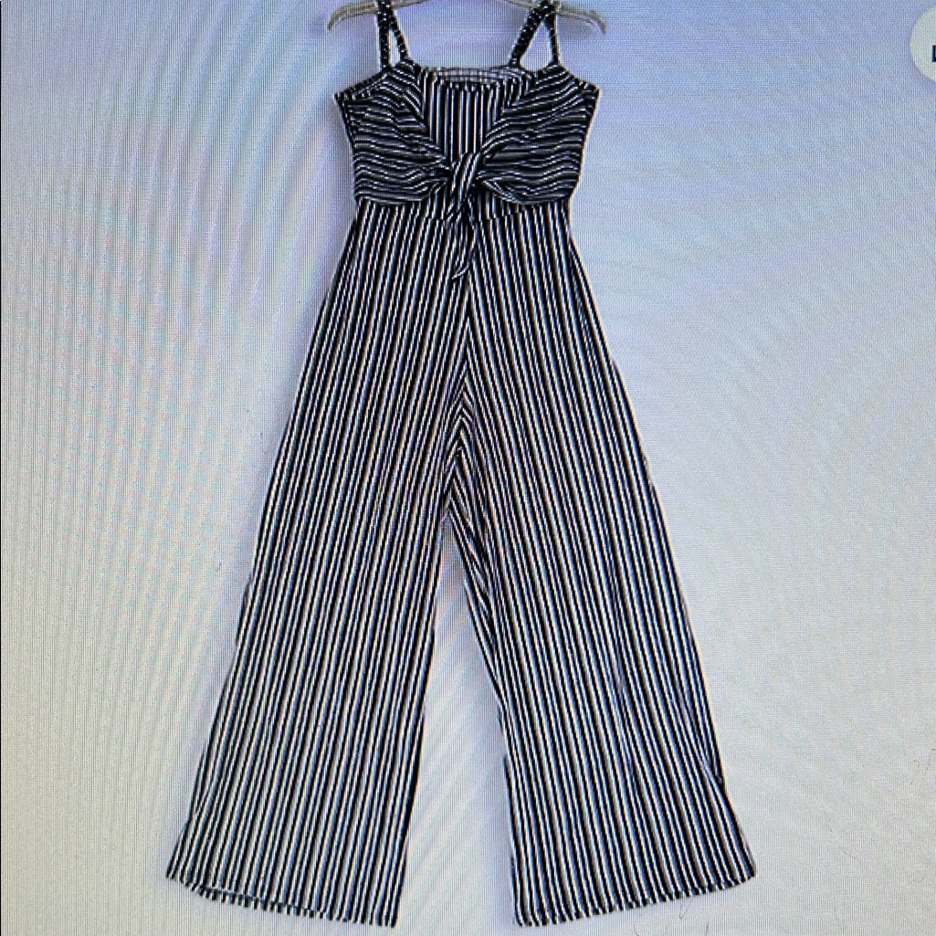 Derek & Heart Striped Jumpsuit With Tie Front Size Medium